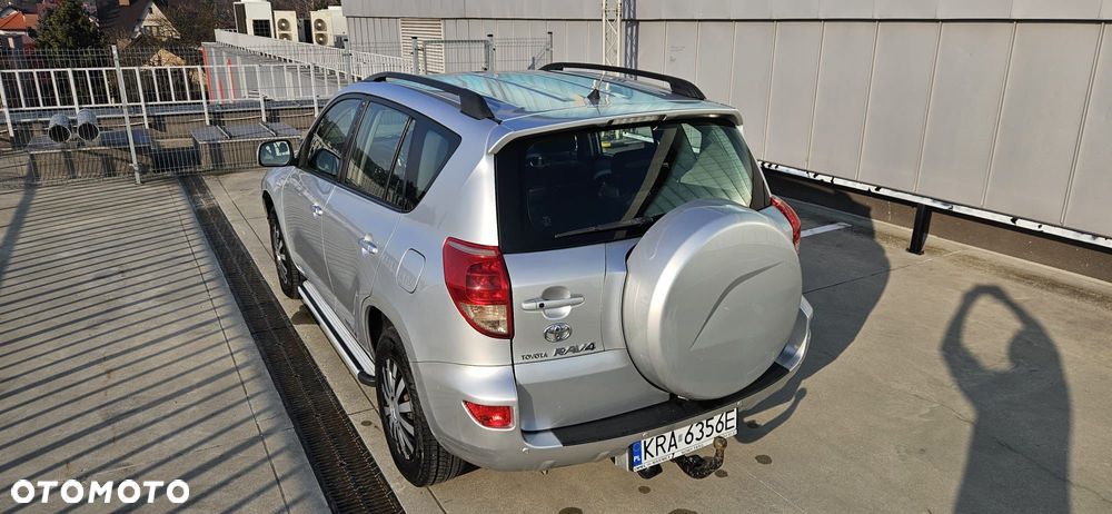 Toyota RAV4 2.2 D-4D 4x4 Executive - 17