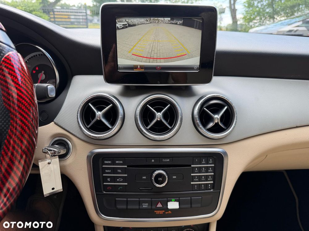 Mercedes-Benz CLA 250 7G-DCT AMG Line - 28