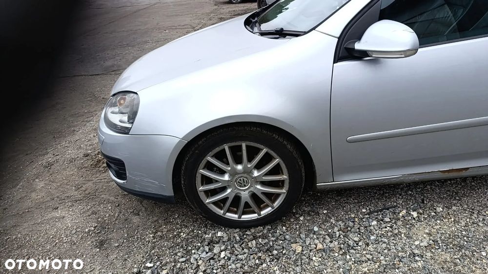 35501 Volkswagen golf V 2.0 TDI BKD 140 km na części skrzynia KNS lakier LA7W - 15