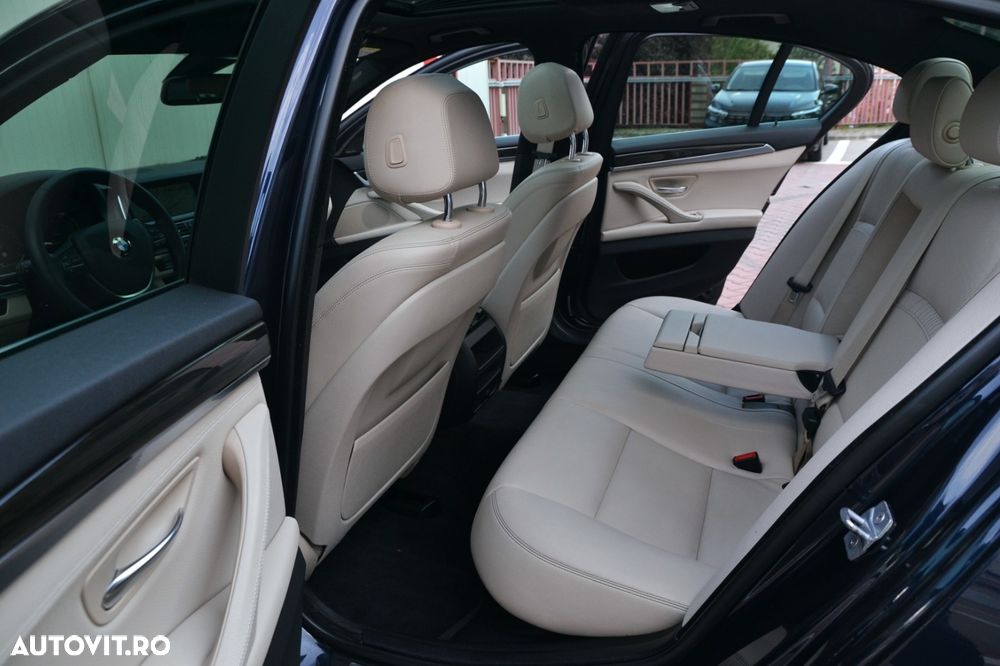 BMW Seria 5 520d Aut. Luxury Line - 6