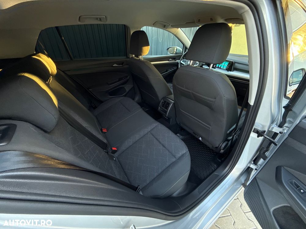 Volkswagen Golf 1.5 eTSI ACT DSG MHEV Life - 6