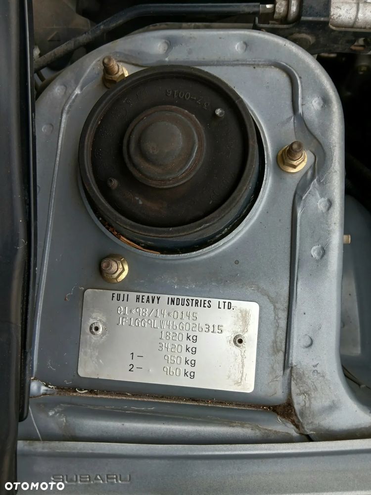 Subaru Impreza SW 2.0 RS - 29