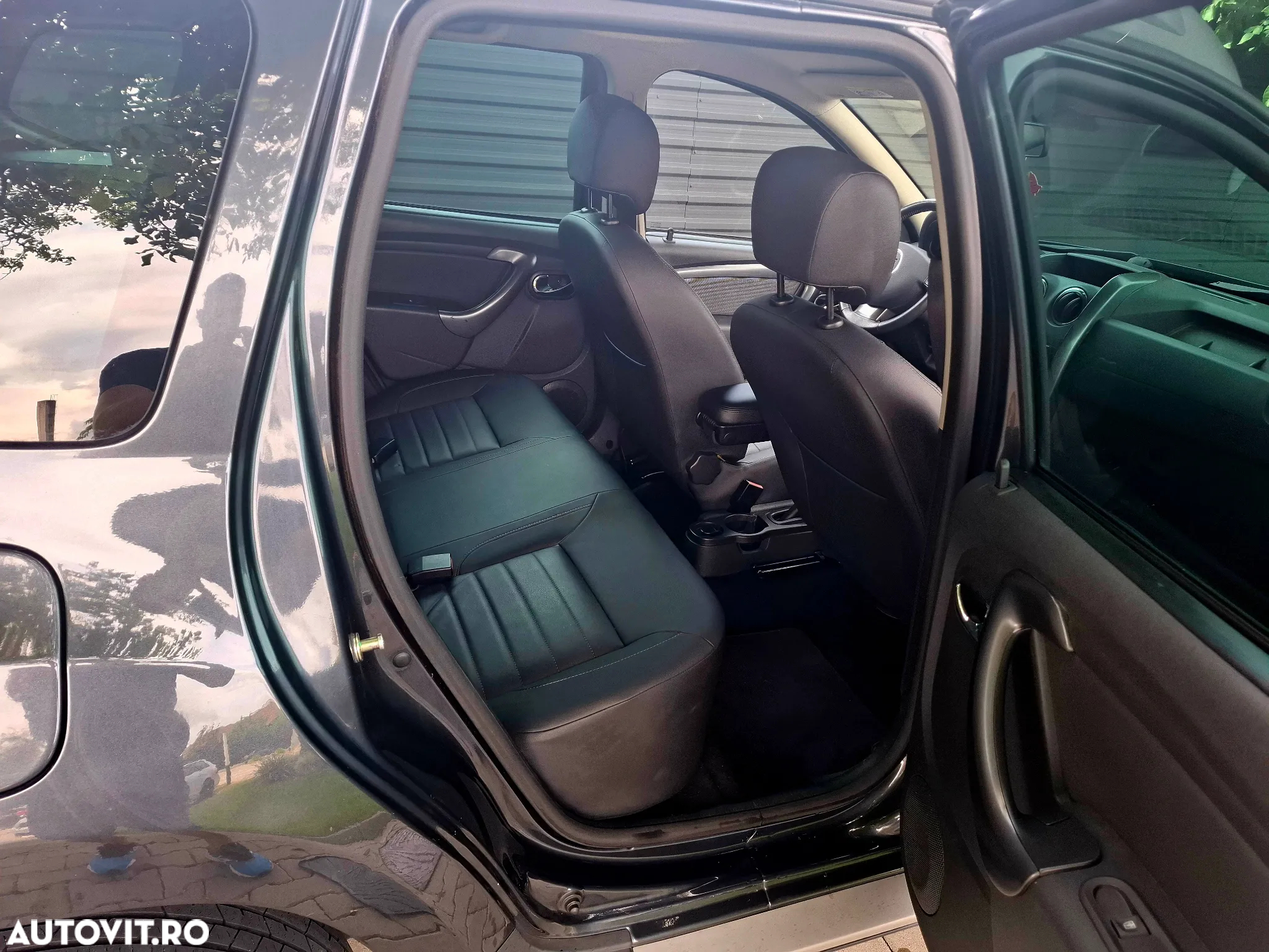 Dacia Duster 1.2 TCe 4x2 Laureate - 9