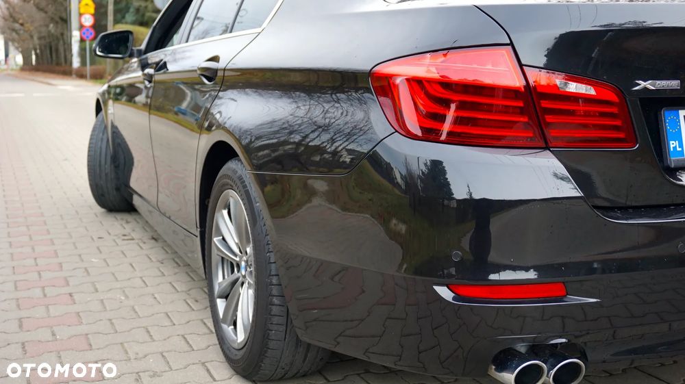 BMW Seria 5 520d xDrive - 7