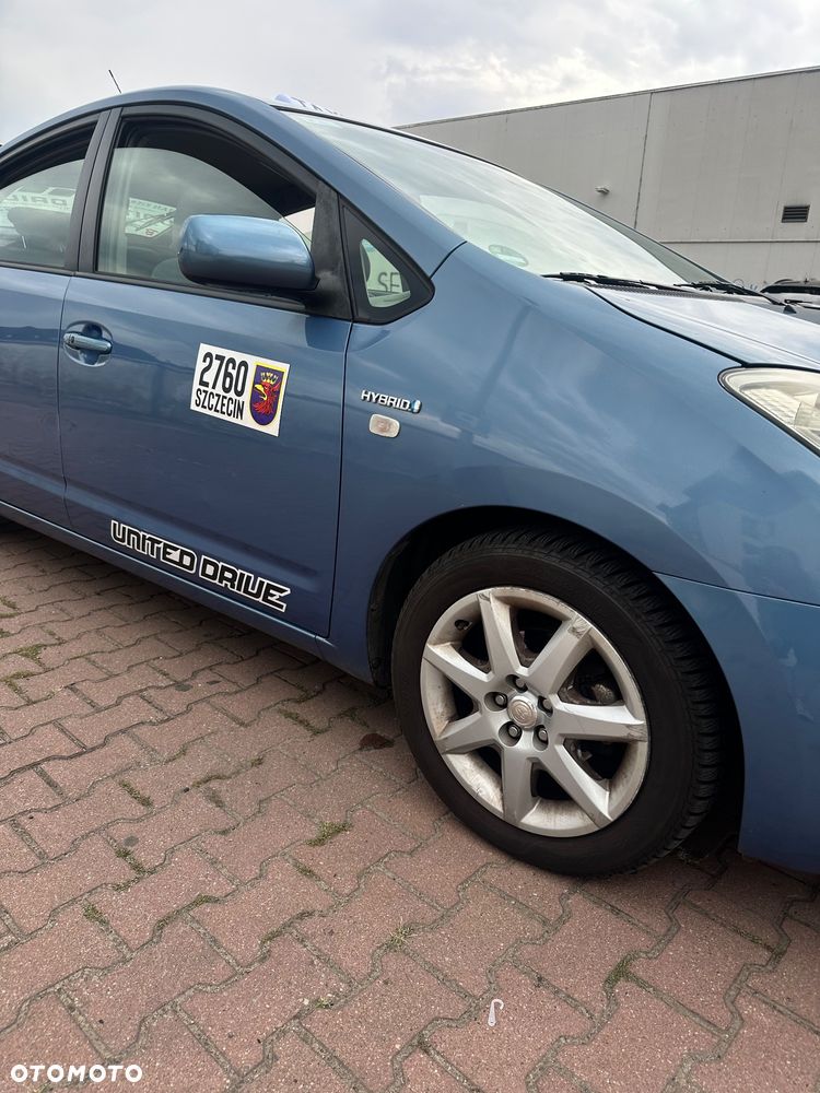 Toyota Prius 1.5 VVT-i Sol - 12