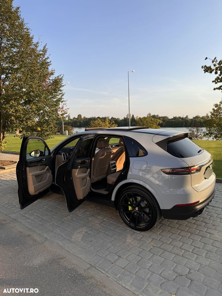 Porsche Cayenne E-Hybrid Tiptronic S - 1