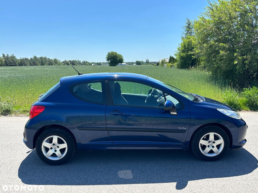 Peugeot 207 1.4 16V Trendy - 11