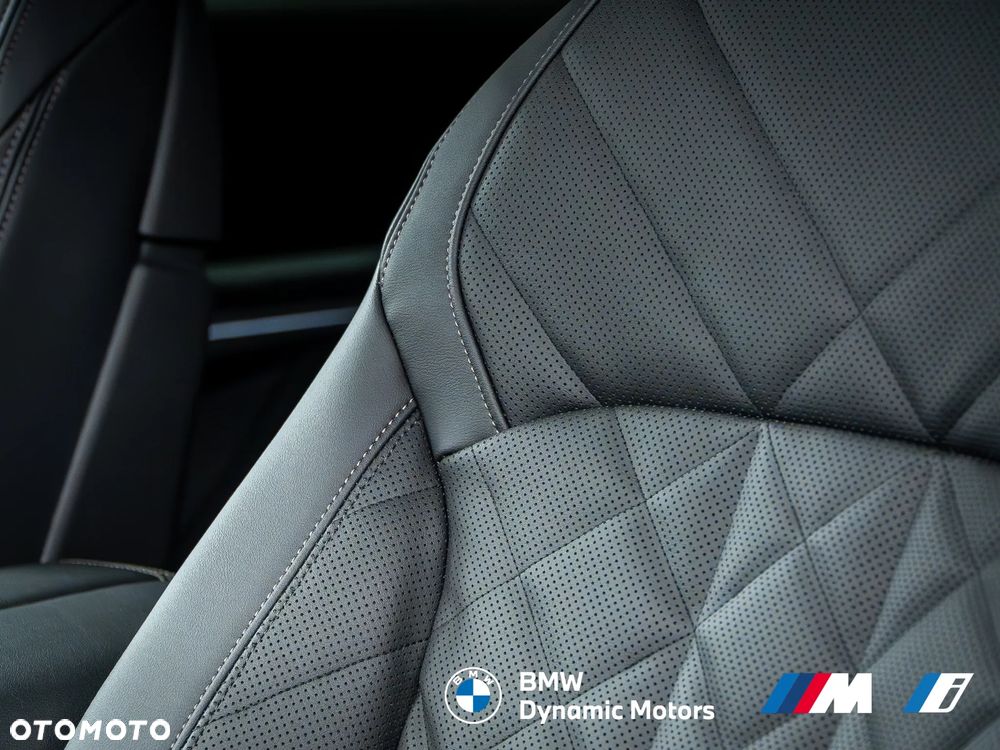 BMW X5 xDrive40i - 26