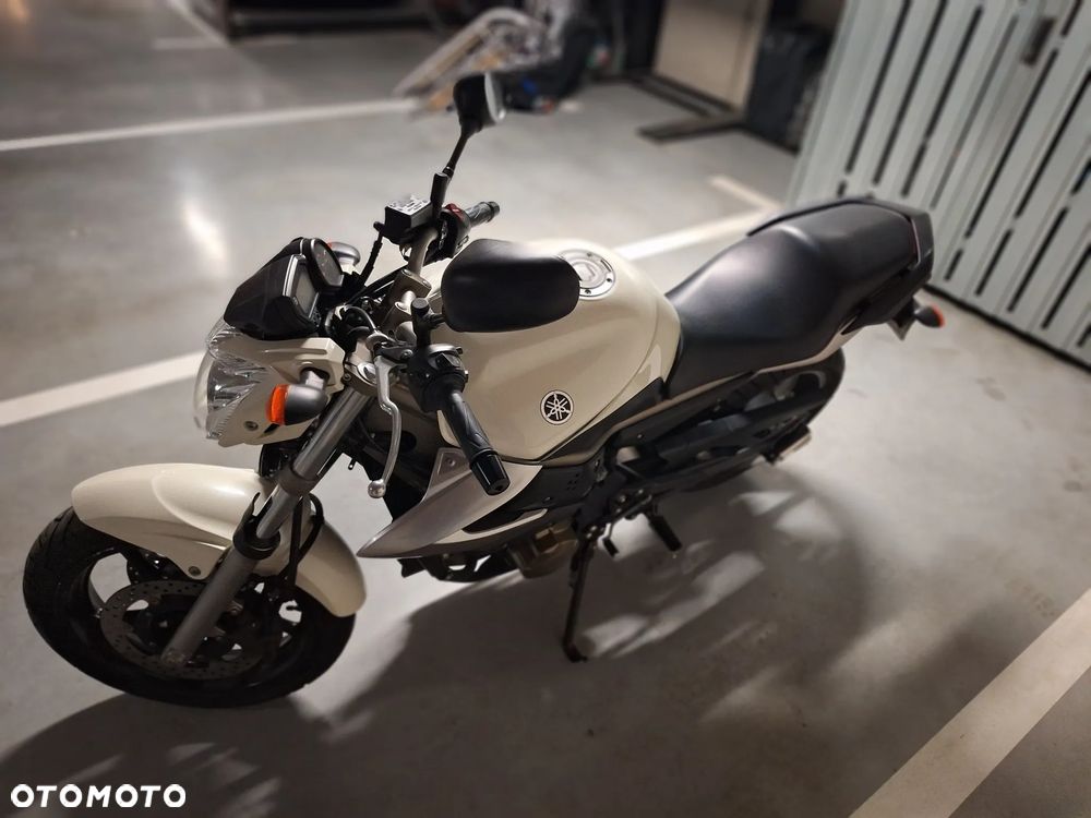 Yamaha XJ - 3