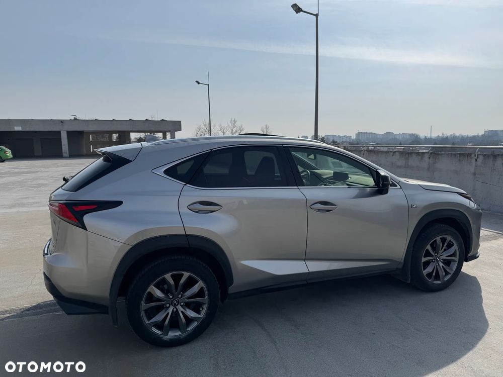 Lexus NX 300 AWD F SPORT - 7