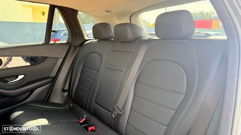 Mercedes-Benz GLC 200 - 13