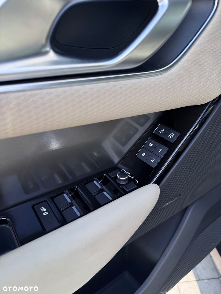 Land Rover Range Rover Velar - 15