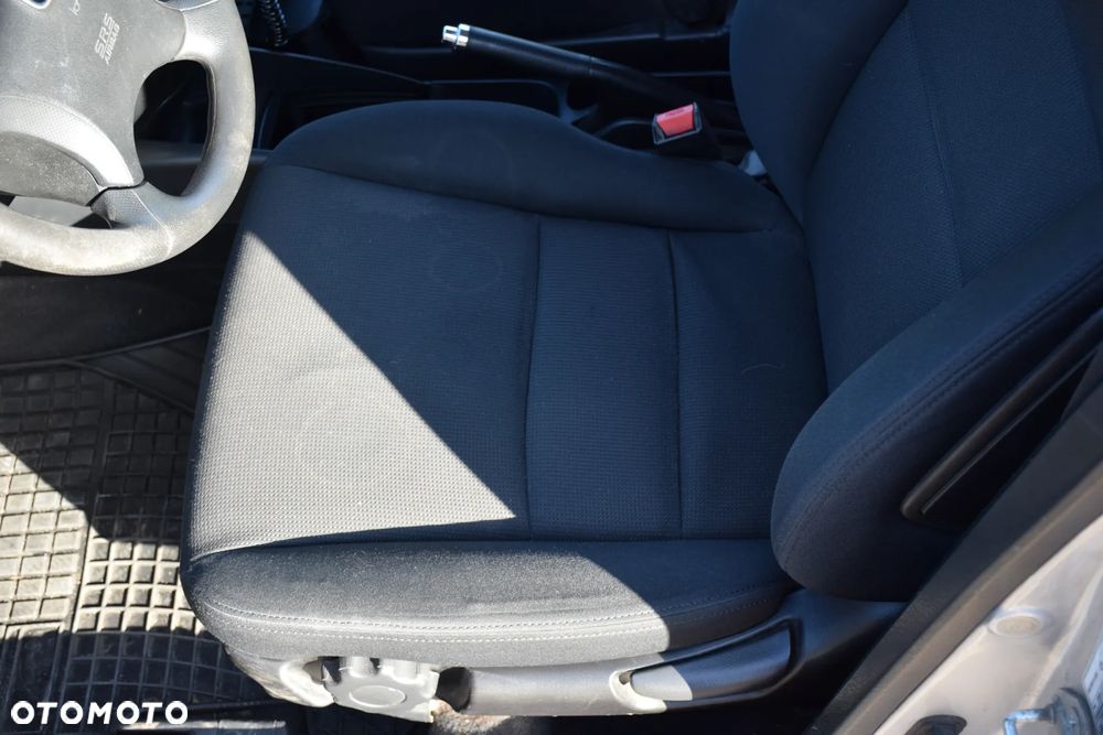 Honda Civic 1.4i S - 18