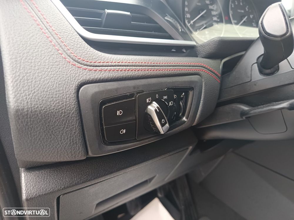 BMW 218 Active Tourer - 19