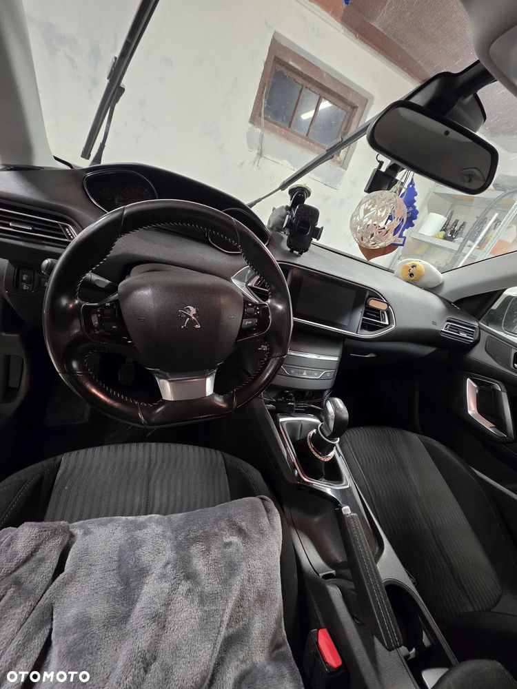 Peugeot 308 1.6 HDi Style - 6