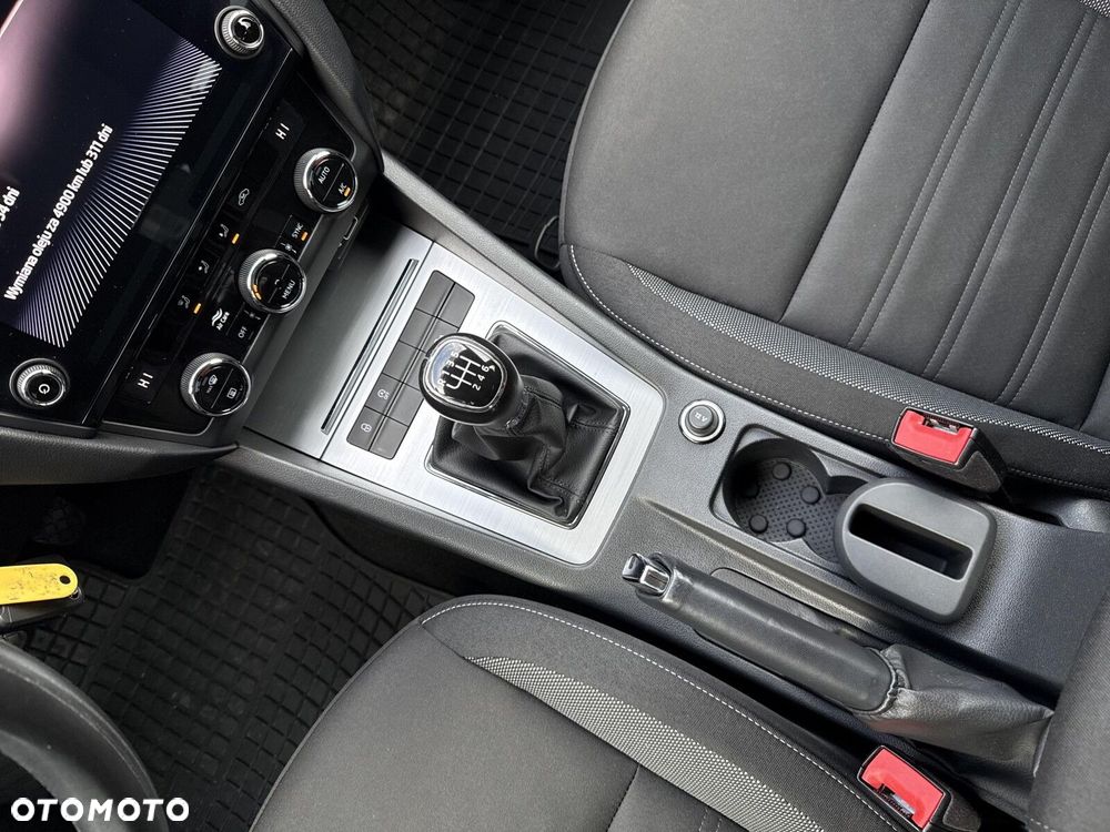 Skoda Octavia 1.5 TSI ACT Ambition - 15