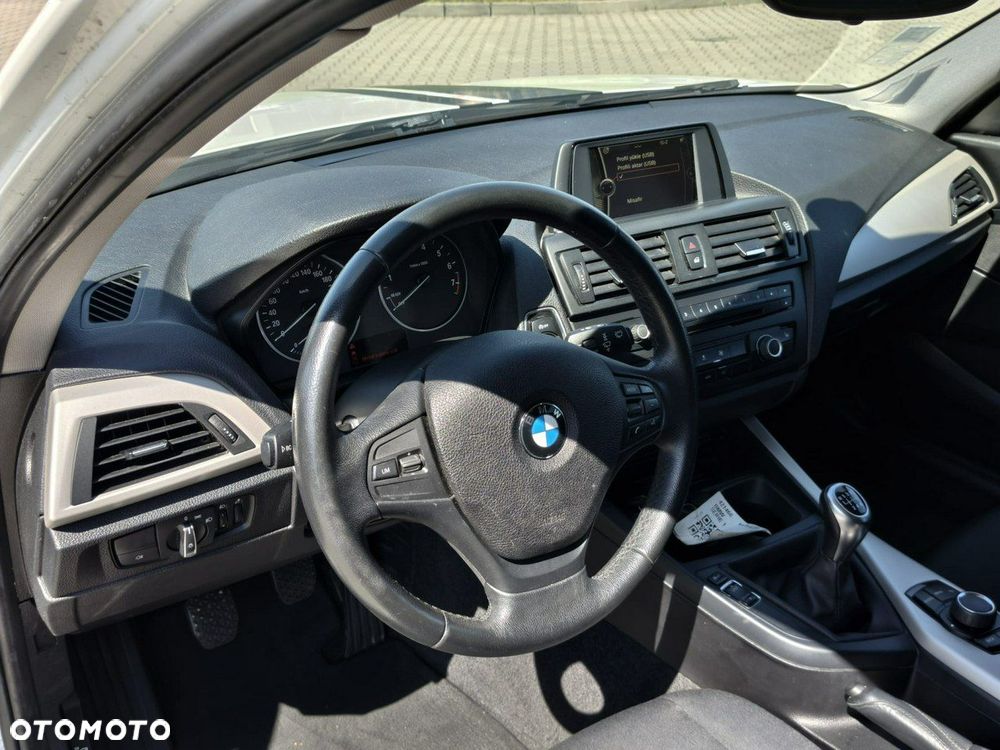 BMW Seria 1 - 10