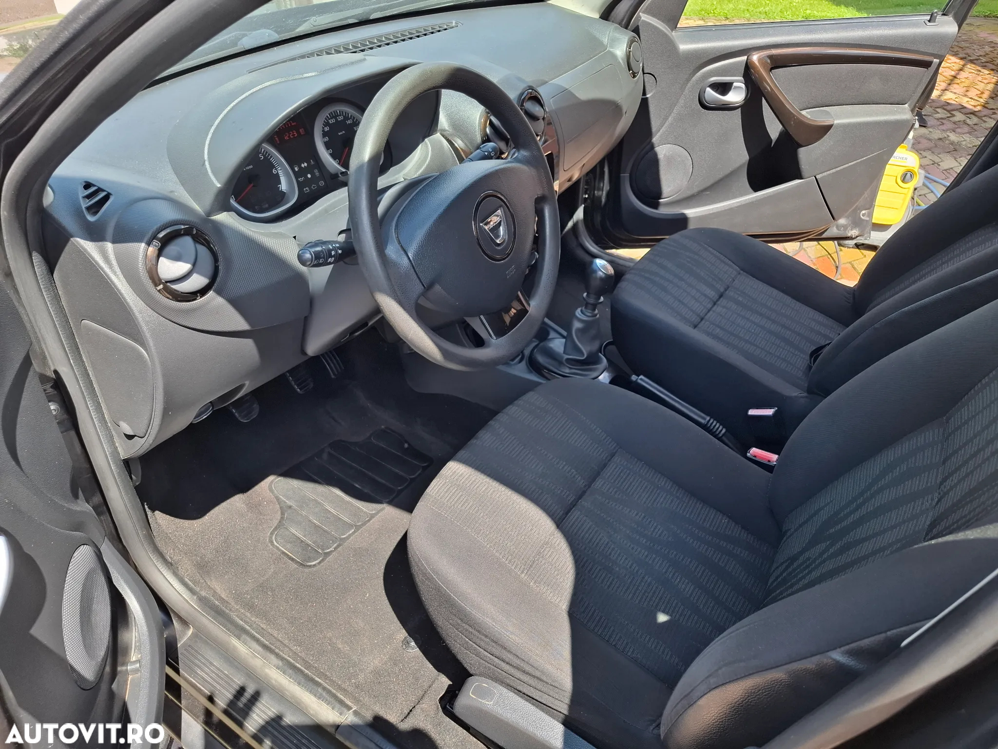 Dacia Duster 1.5 dCi 4x2 Ambiance - 5