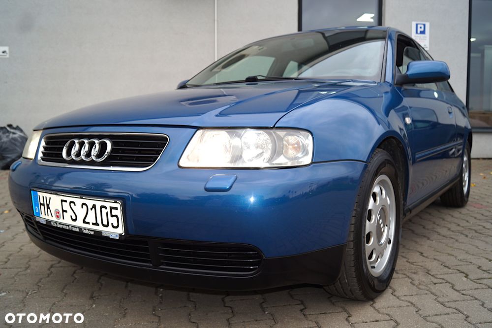 Audi A3 3-drzwiowe 1.6 Ambition - 3