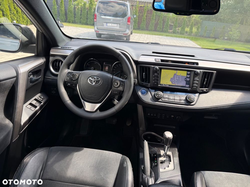 Toyota RAV4 Hybrid Silver 4x4 - 7