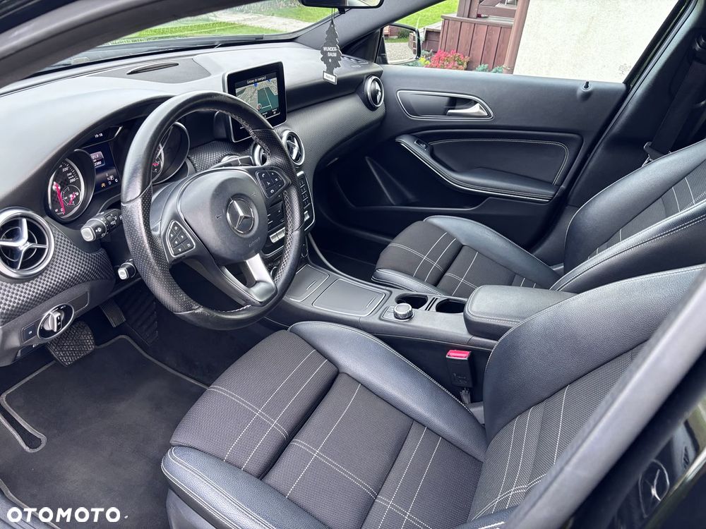 Mercedes-Benz Klasa A 180 7G-DCT AMG Line - 8