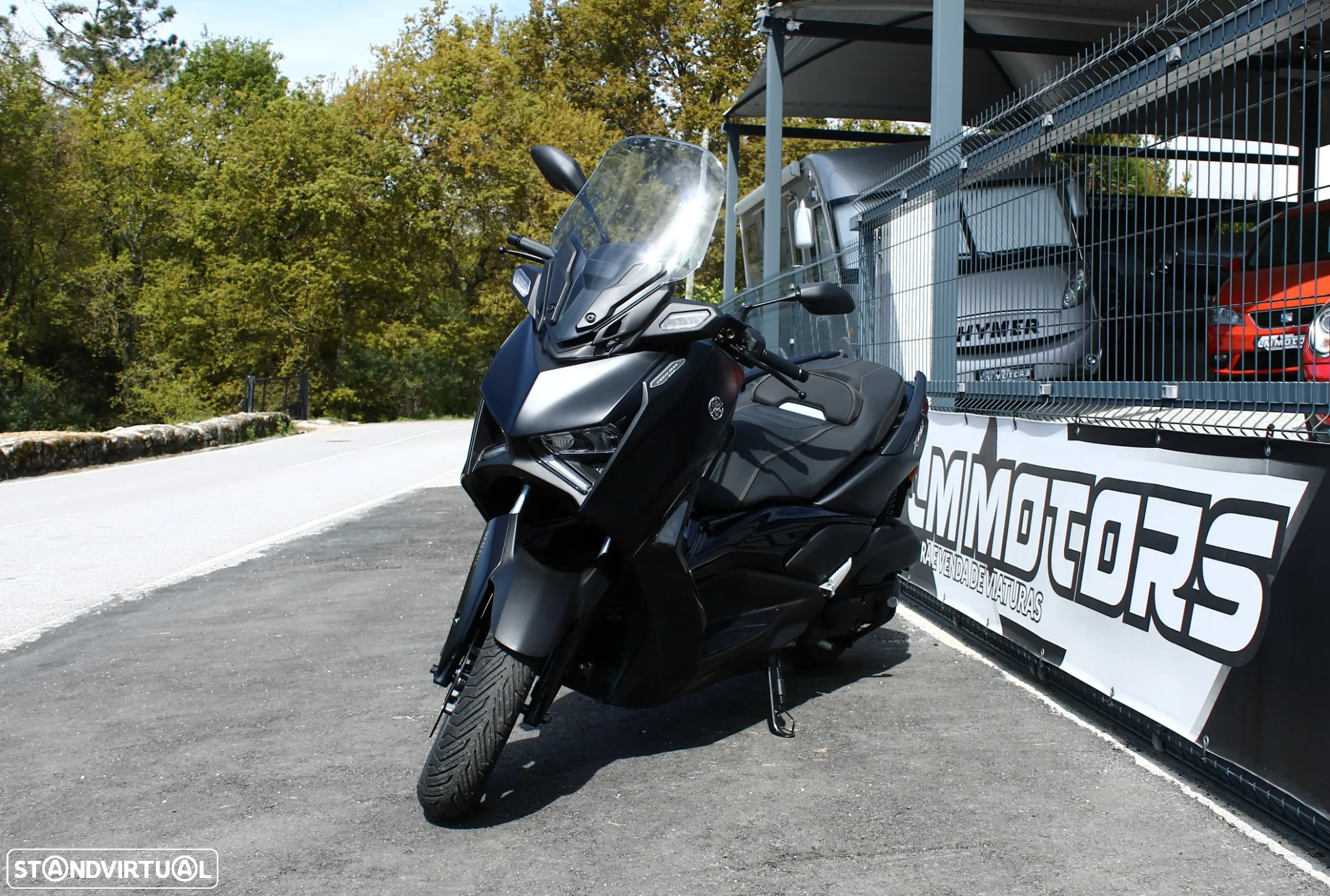 Yamaha X-Max Tech Max - 7