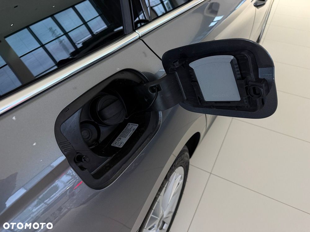 Skoda Octavia - 16