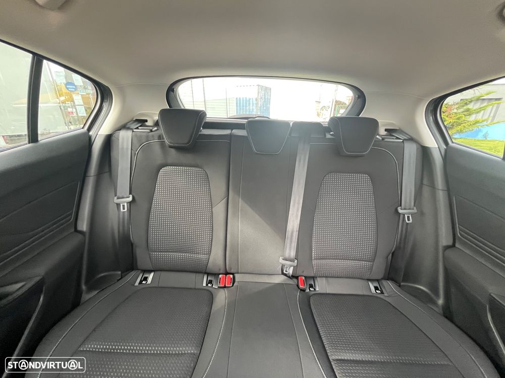 Ford Focus 1.0 EcoBoost Business - 51