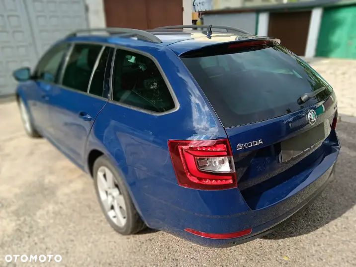 Skoda Octavia 2.0 TDI DSG Clever - 4