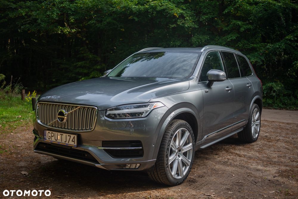 Volvo XC 90 - 8