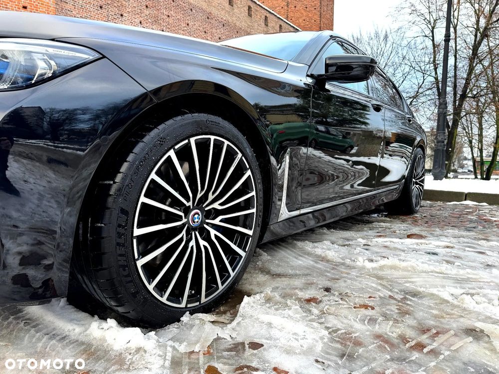BMW Seria 7 740d xDrive - 9