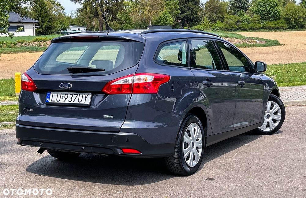 Ford Focus 1.0 EcoBoost Trend - 17