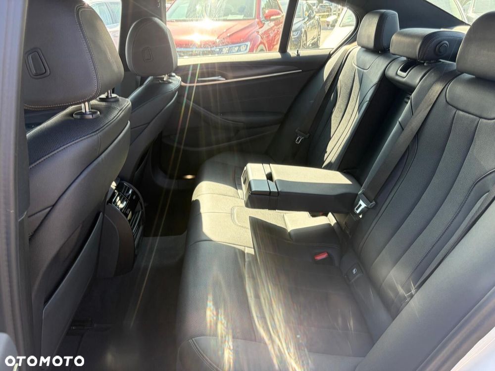 BMW Seria 5 - 17