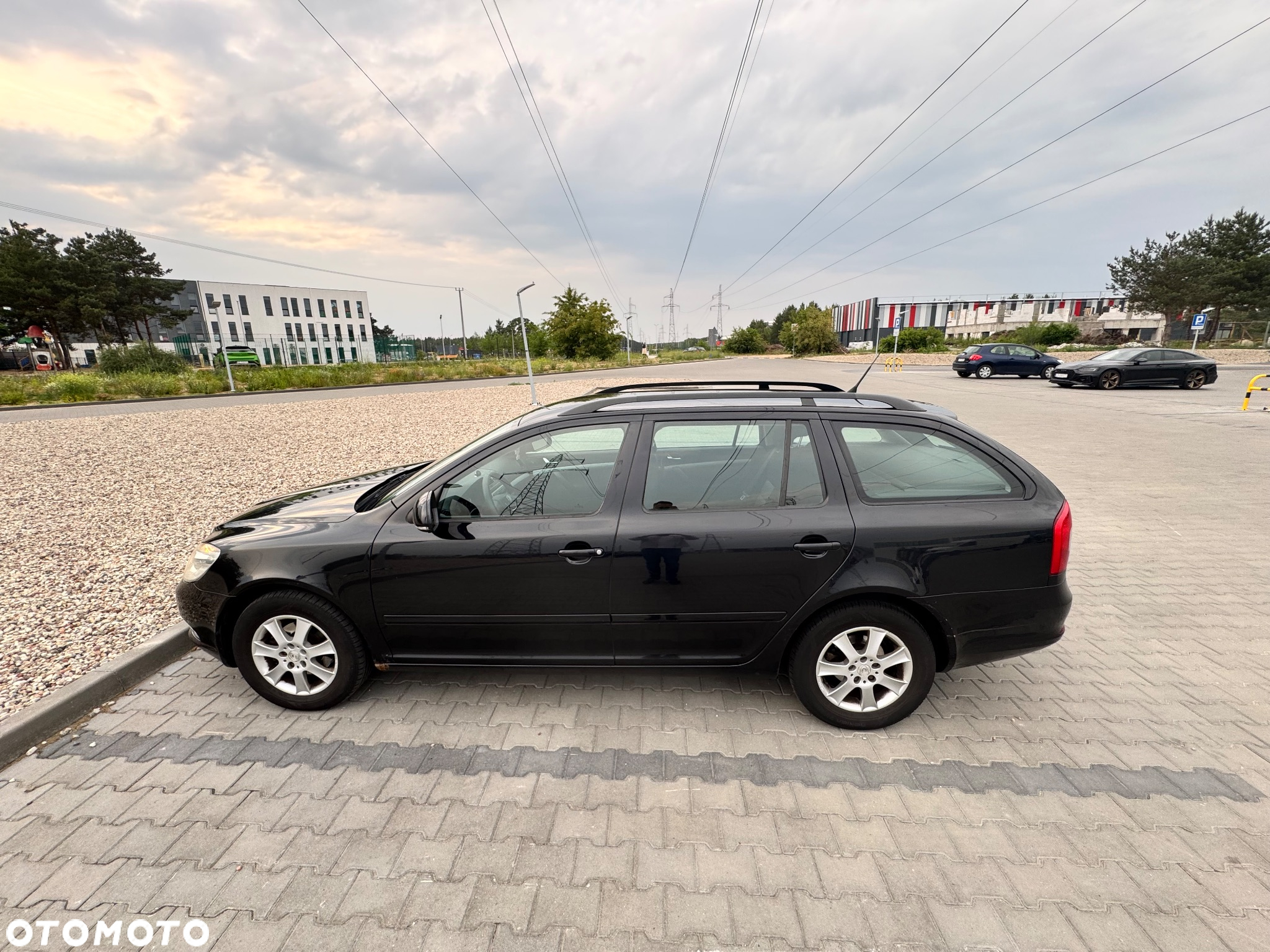 Skoda Octavia Combi 1.6 TDI DPF Classic - 4