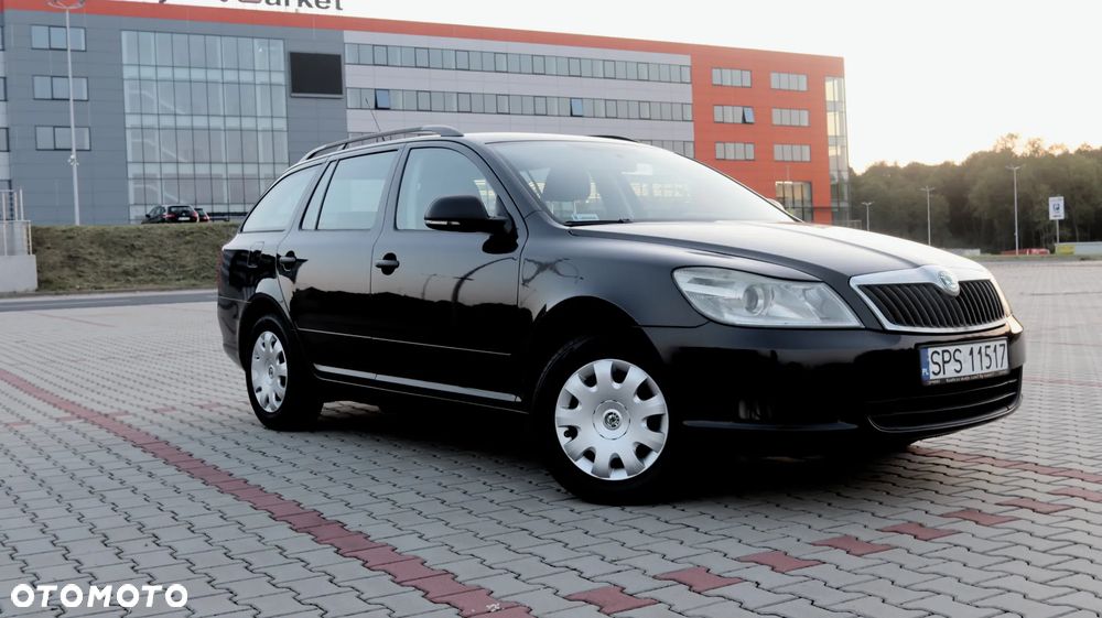 Skoda Octavia 1.6 Ambition - 11