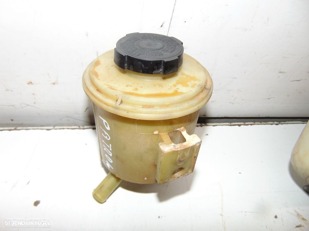 Nissan Patrol 260 bomba embraiagem/Depósitos - 4