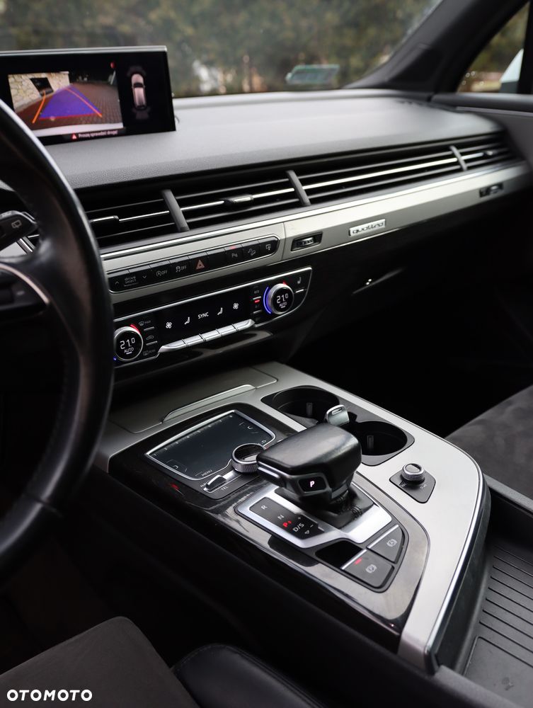 Audi Q7 - 36