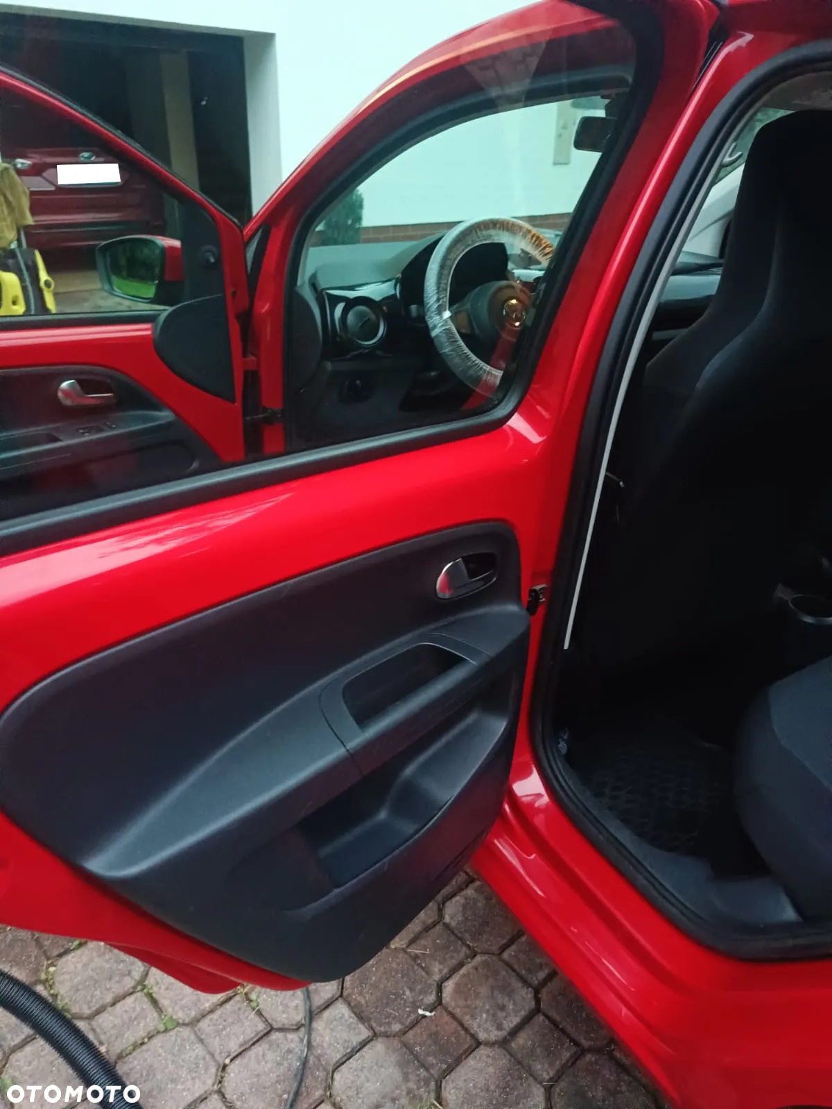 Volkswagen up! - 9