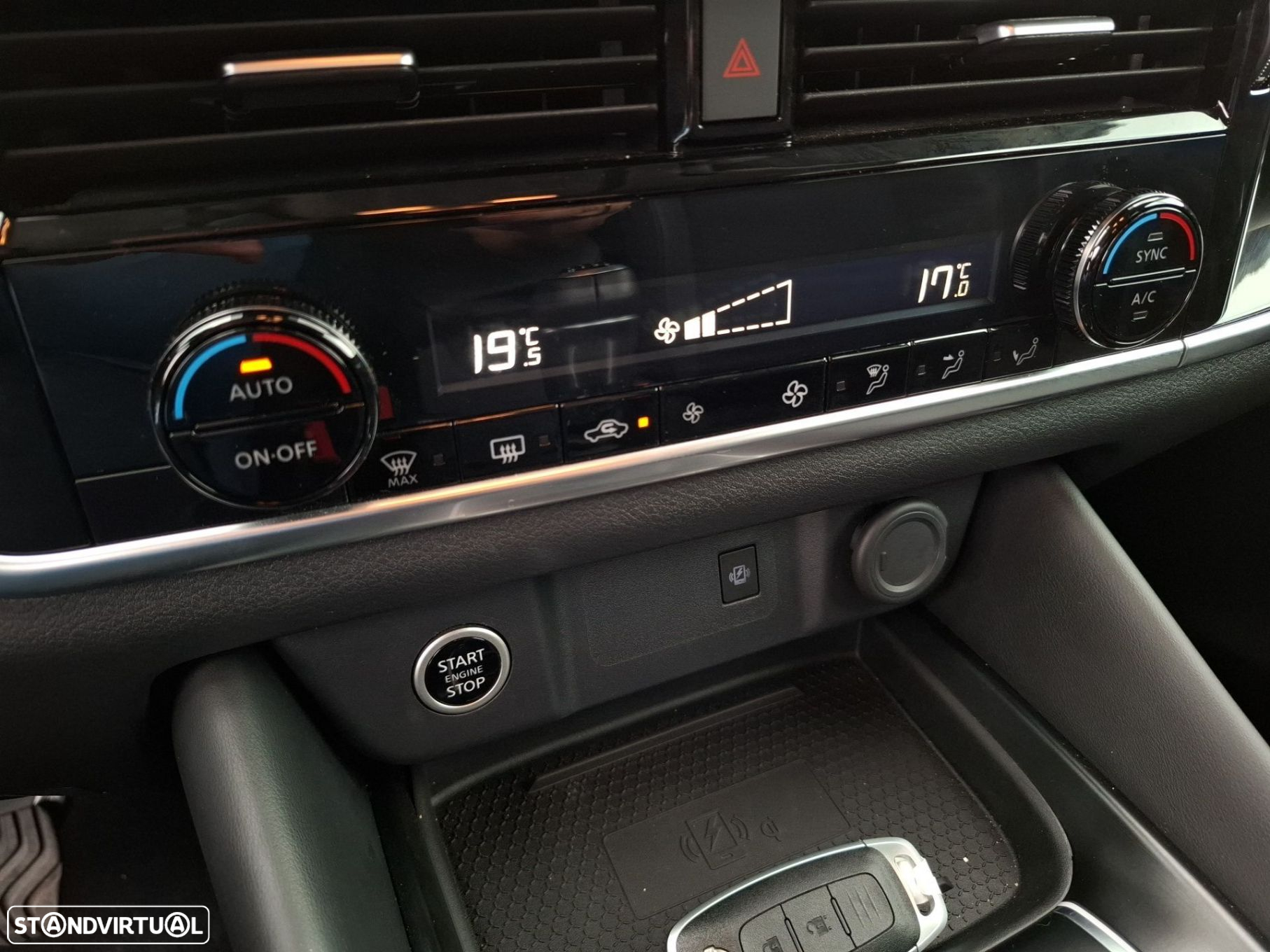 Nissan Qashqai 1.3 DIG-T N-Connecta LED - 18
