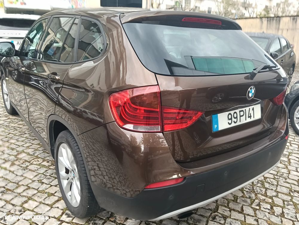 BMW X1 sDrive18d Sport Line - 19