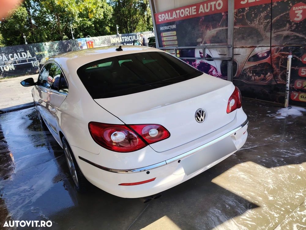 Volkswagen Passat CC 2.0 TDI DPF 4Motion - 1