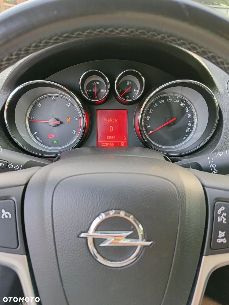 Opel Insignia 2.0 CDTI - 7
