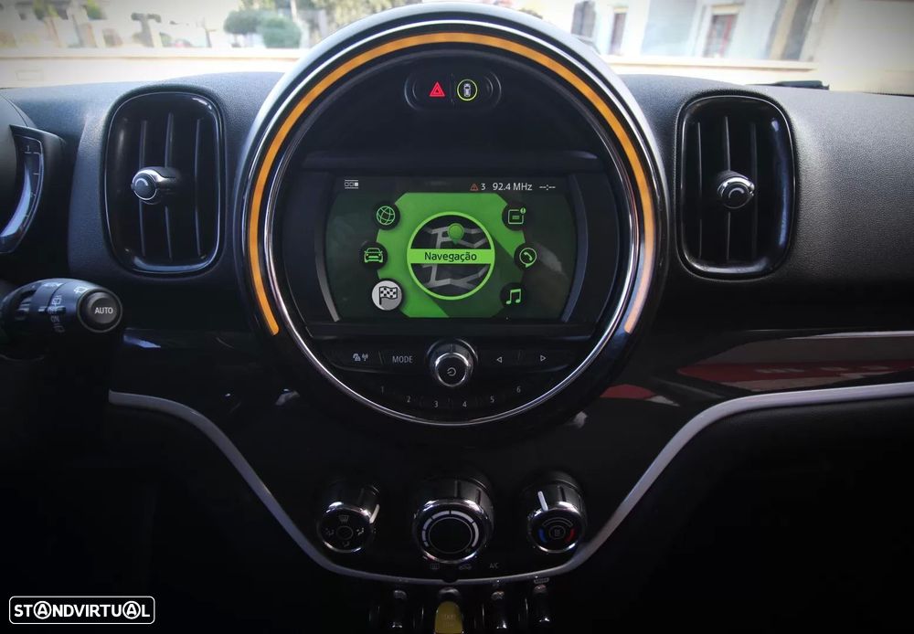 MINI Countryman Cooper SE ALL4 Auto - 24