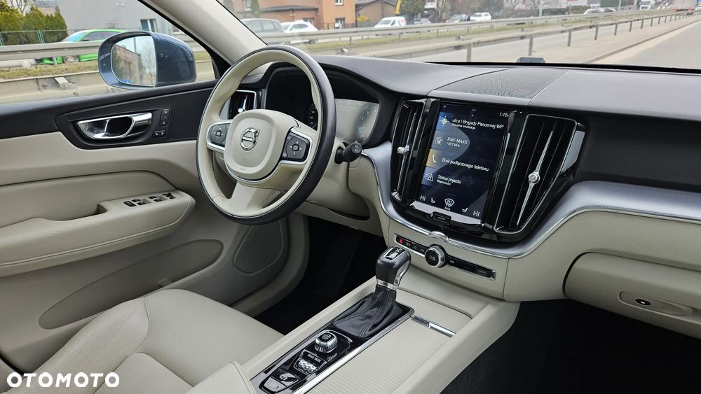 Volvo XC 60 T5 Geartronic Momentum Pro - 12