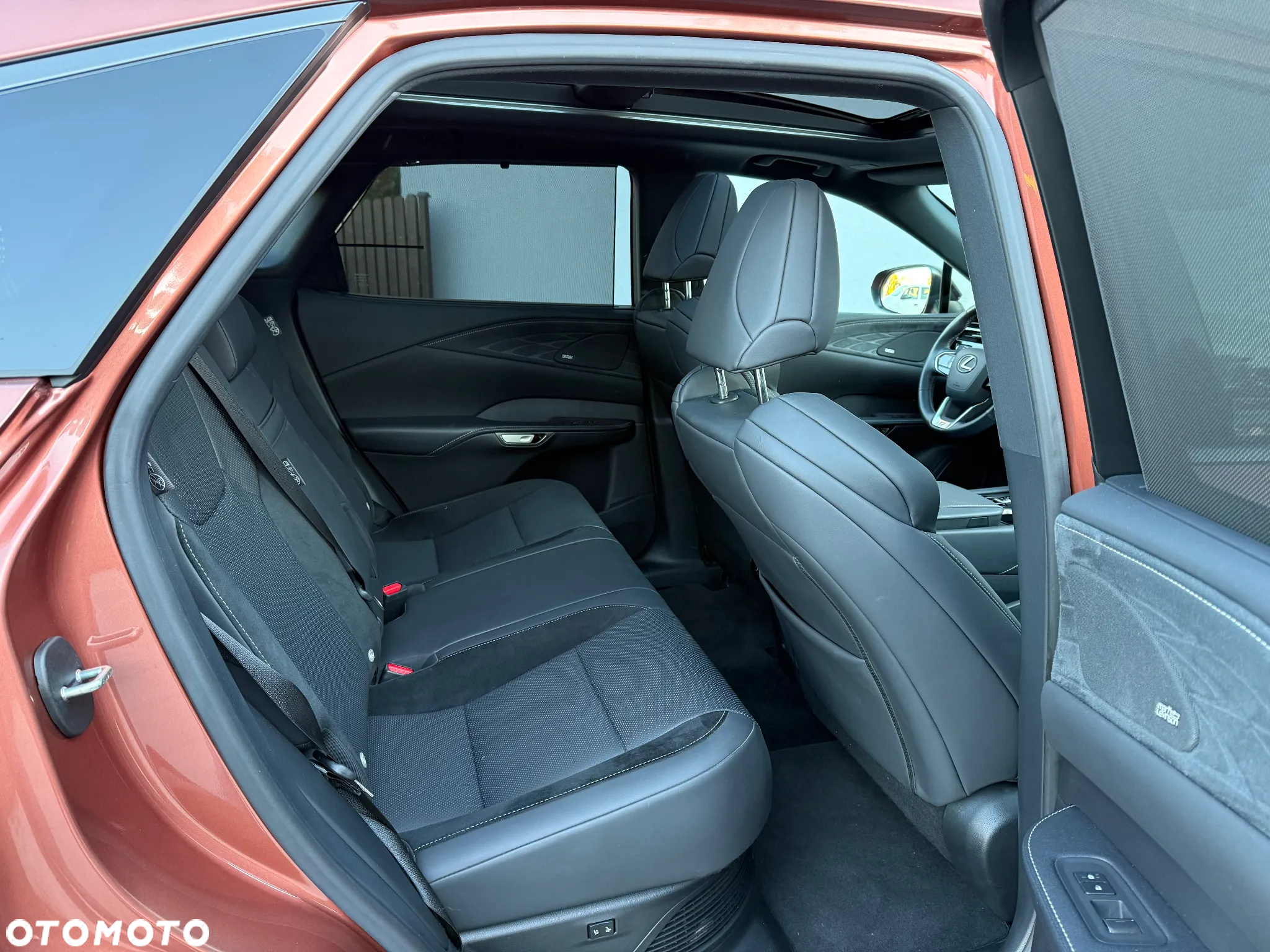 Lexus RX 500h F Sport - 12