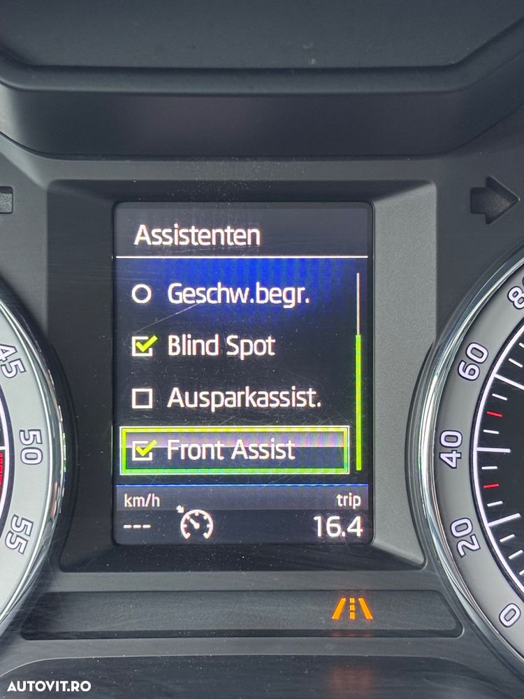 Skoda Octavia 2.0 TDI STYLE DSG - 18