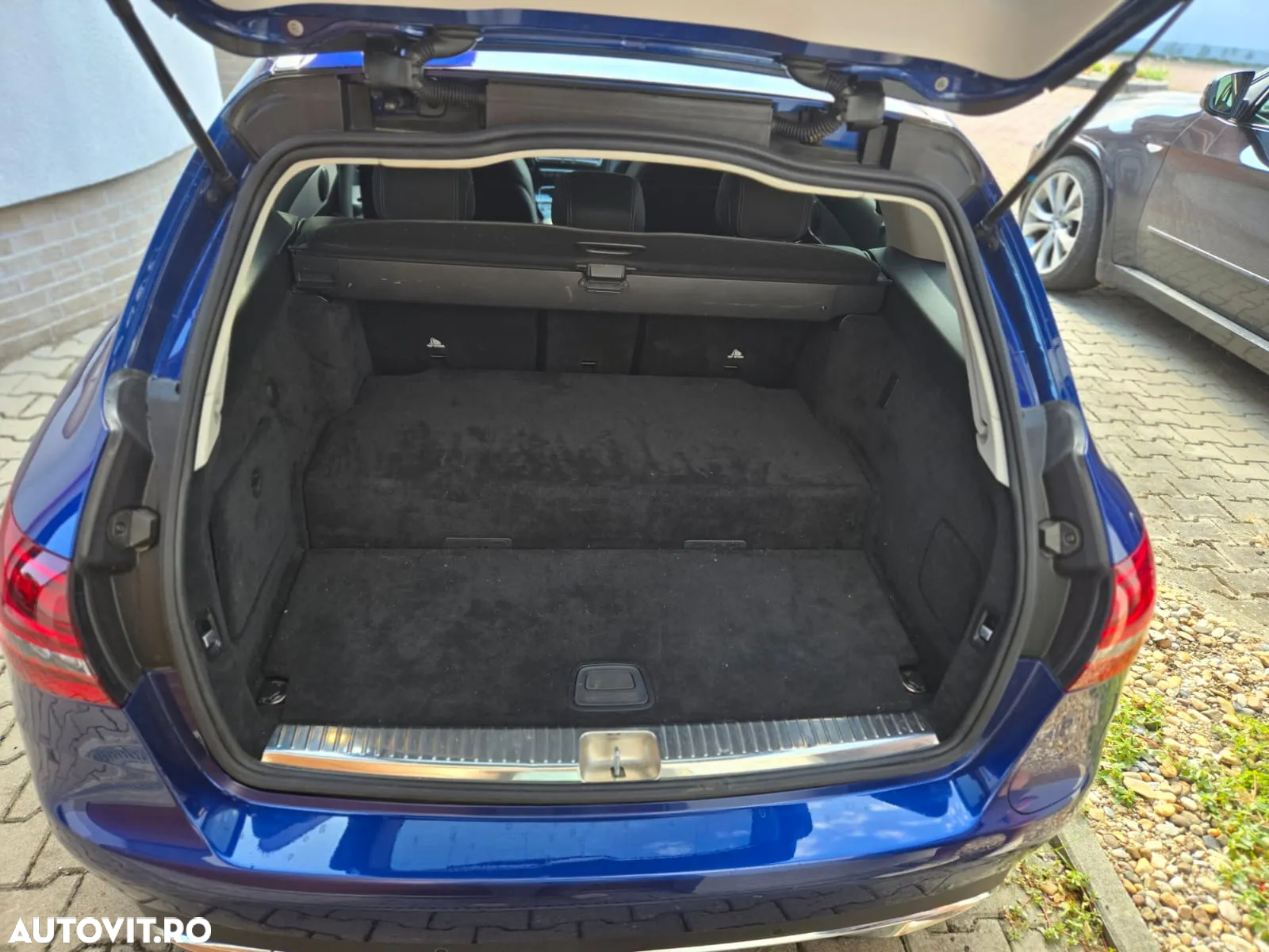 Mercedes-Benz C 300 de T 9G-TRONIC Avantgarde - 6