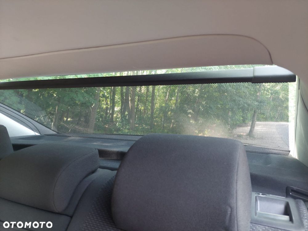 Volkswagen Passat - 20
