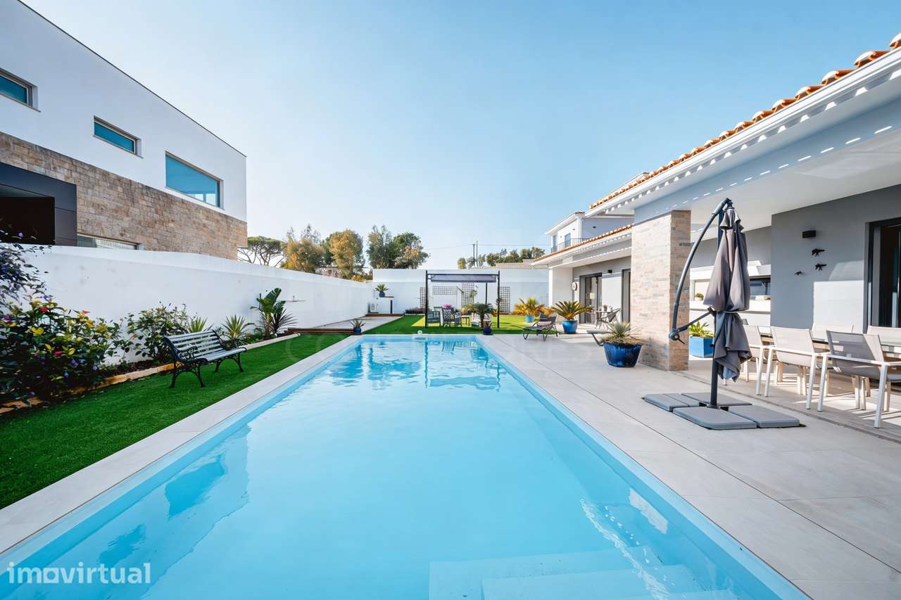 Moradia T3 (Térrea) com Piscina - Nadadouro - Grande imagem: 3/45