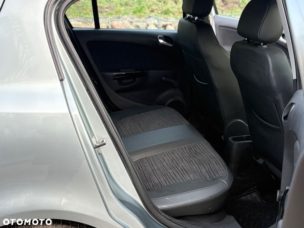 Opel Corsa 1.2 16V Enjoy - 13